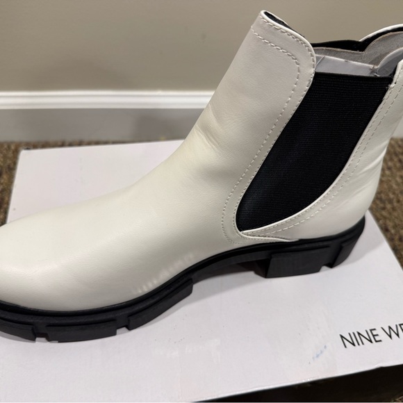 White Chelsea Boots - Picture 2 of 11